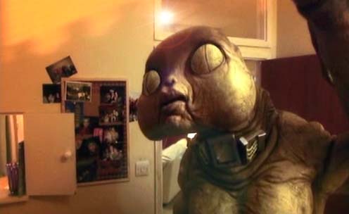 The Slitheen invade - but what do they want from Earth? How can Rose's Mum help and will the alien help in the washing-up?